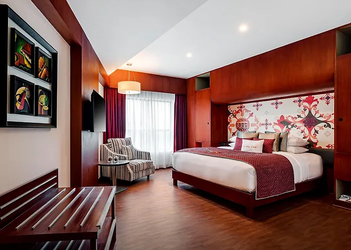 Hotel Zone By The Park, Orr, Chennai